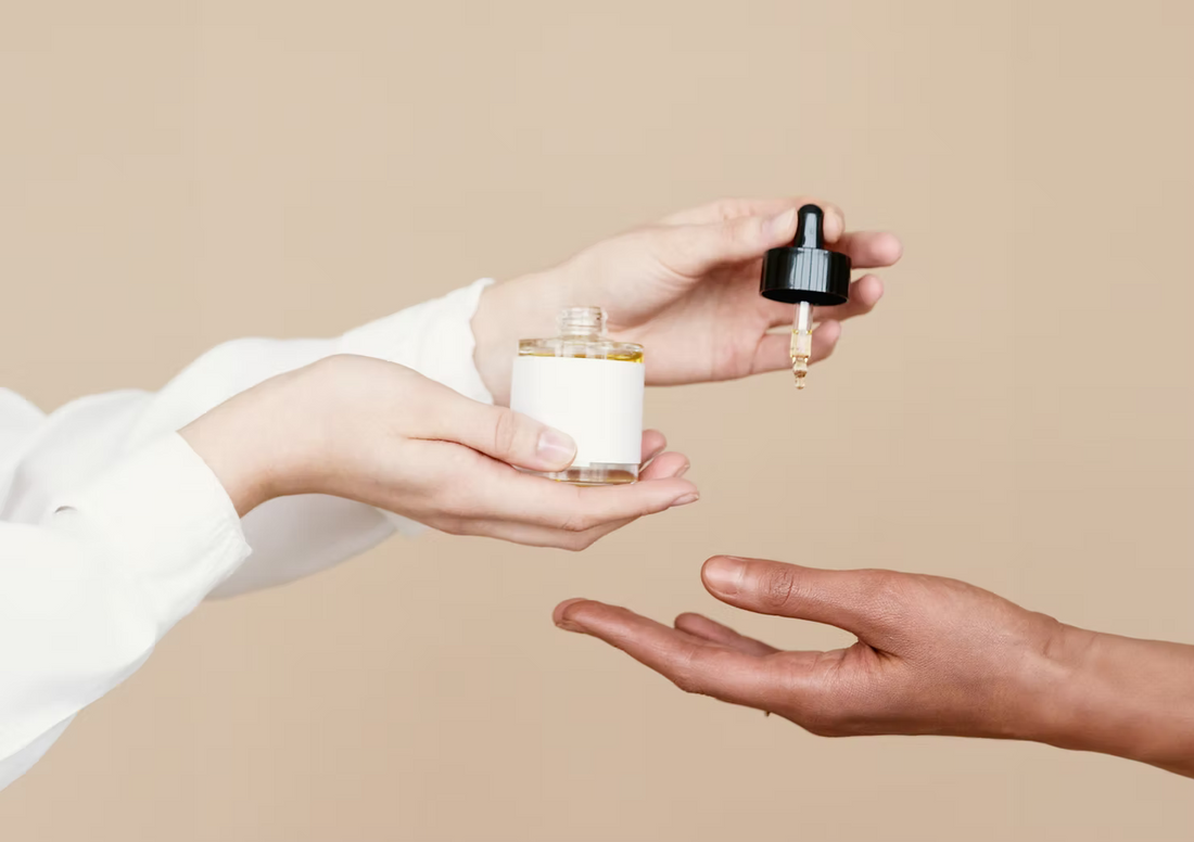 Hypochlorous Acid and Vitamin E: Nourishing and Protecting Skin from Damage