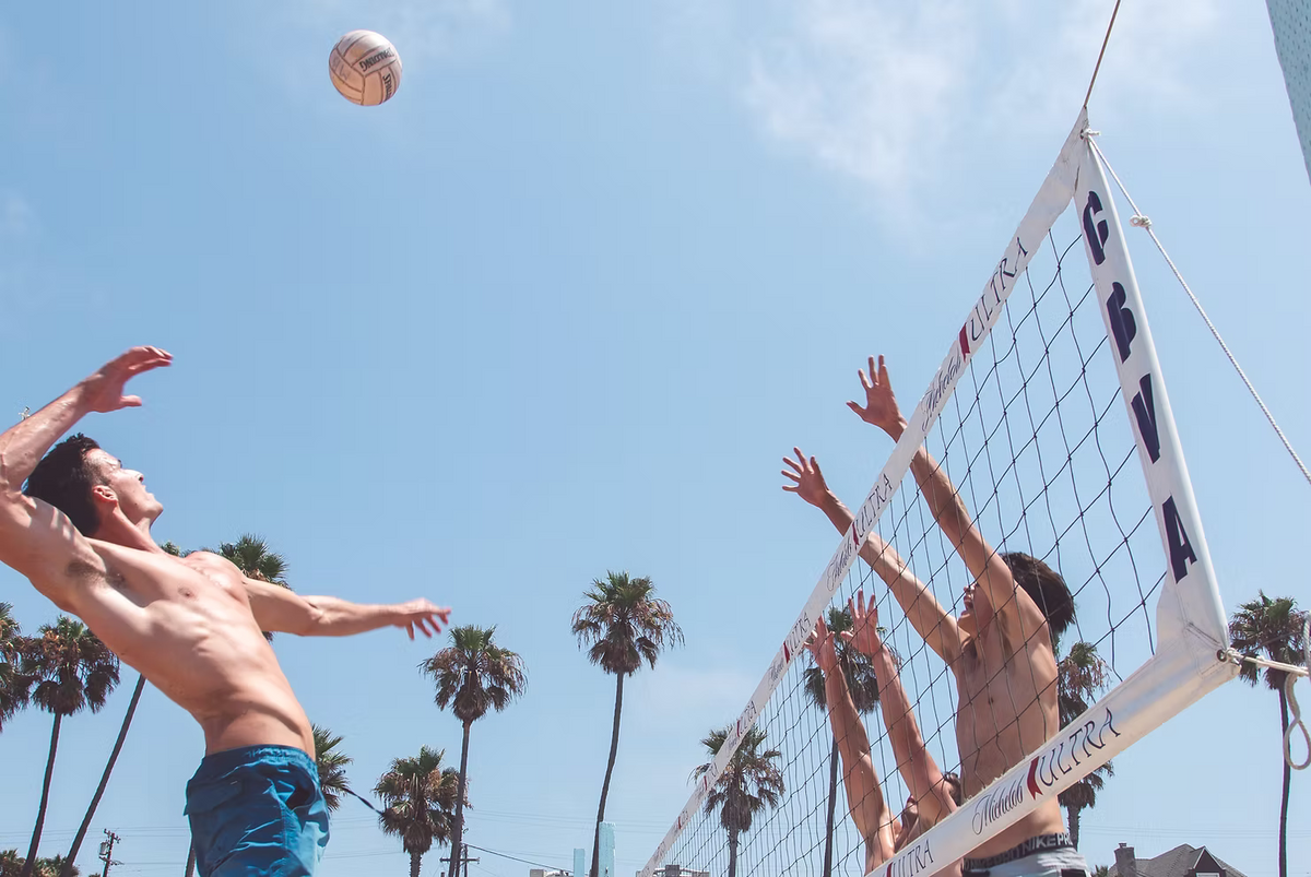 Hypochlorous Acid for Post-Sun Care: Soothe & Protect