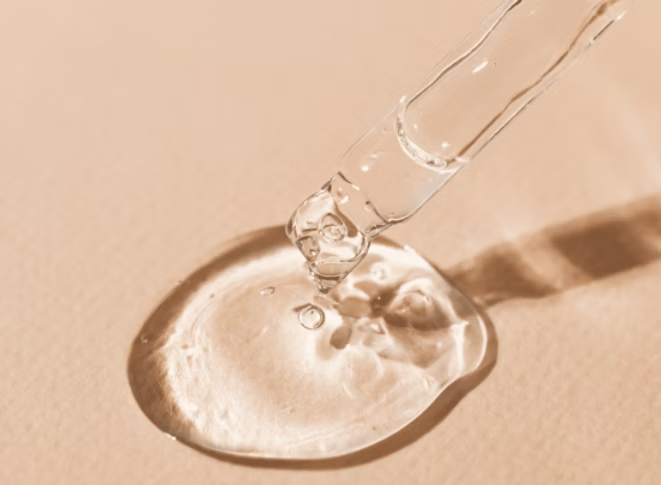 Hypochlorous & Kojic Acid: Brighten and Soothe Skin